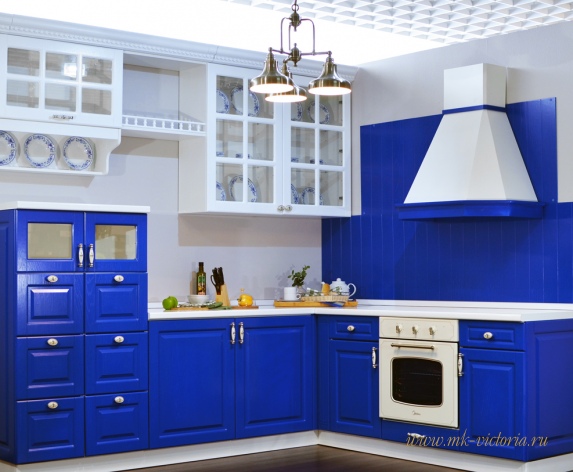 Кухонные гарнитуры в классическом стиле фото